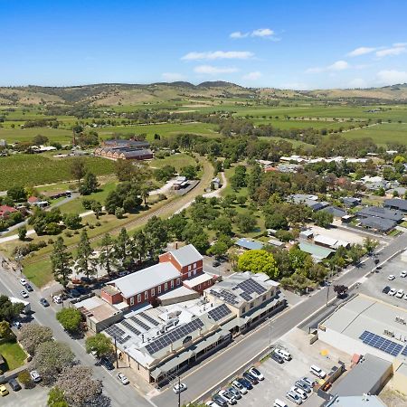 The Tanunda Club Guest Suites Экстерьер фото
