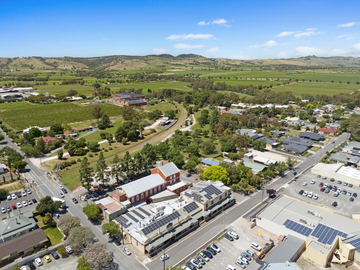 The Tanunda Club Guest Suites Экстерьер фото