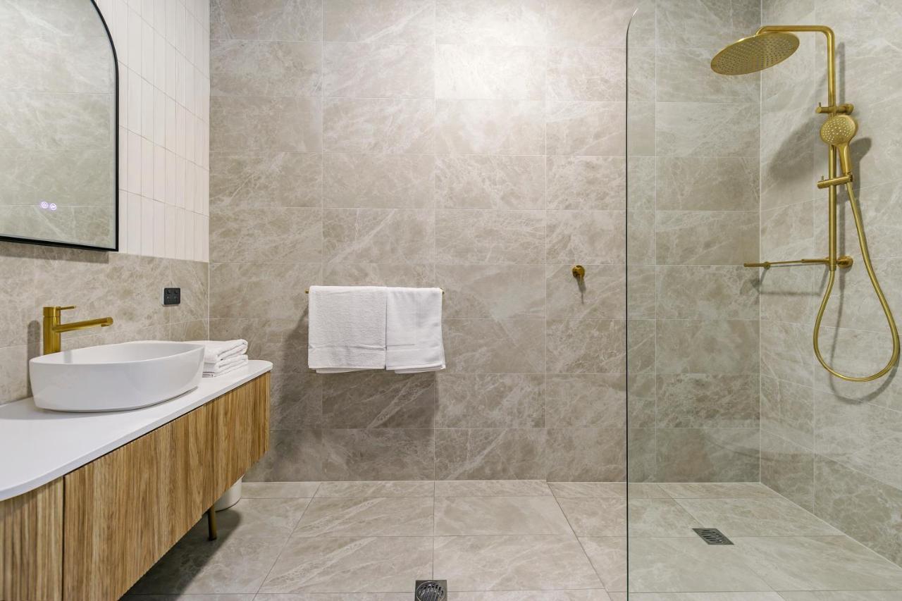 The Tanunda Club Guest Suites Экстерьер фото